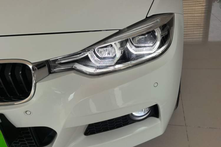 Used BMW 3 Series 2018 320i M Sport Package
