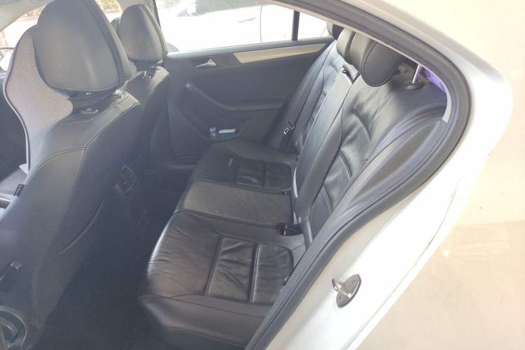 Used Volkswagen Sagitar 2014 1.6L Automatic Comfort Model