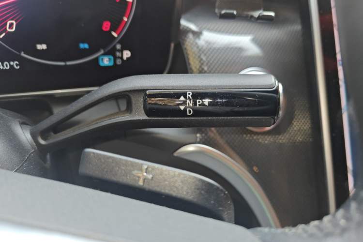 Used Mercedes-Benz GLC 2023 GLC 260 L 4MATIC Dynamic Edition 5-seater