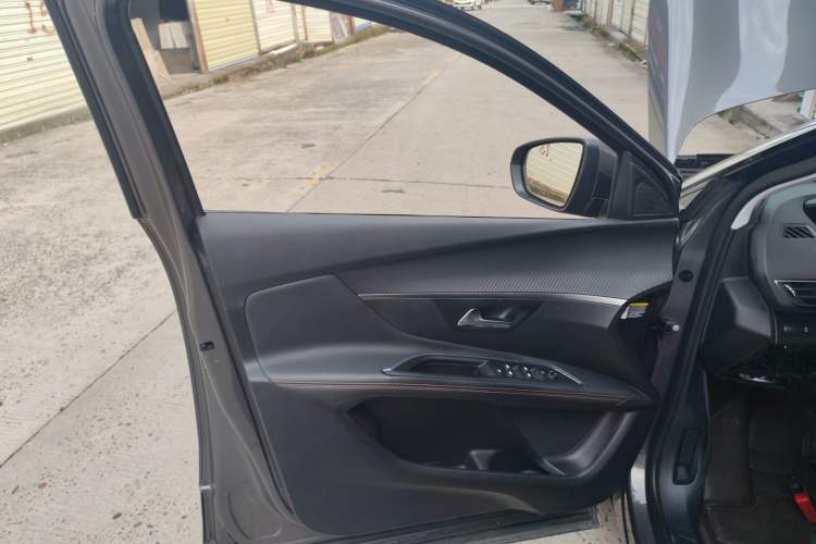 Used Peugeot 4008 2017 350THP Elite Edition
