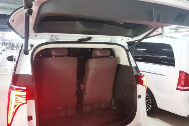 Used Buick Century 2023 2.0T Six-Seater Yinshi Edition
