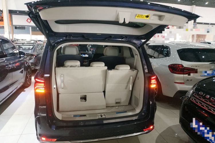 Used Roewe iMAX8 2022 400TGI Prestige Edition
