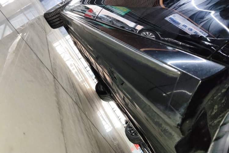 Used Mercedes-Benz E-Class 2019 Restyled E 300 L Sporty and Stylish Edition
