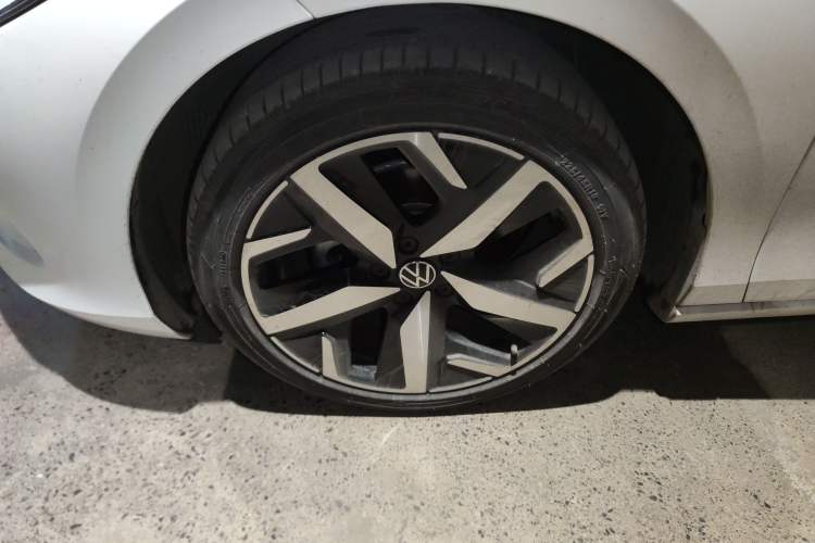 Used Volkswagen Lamando 2024 Lavida L 280TSI DSG Cool & Spicy Edition