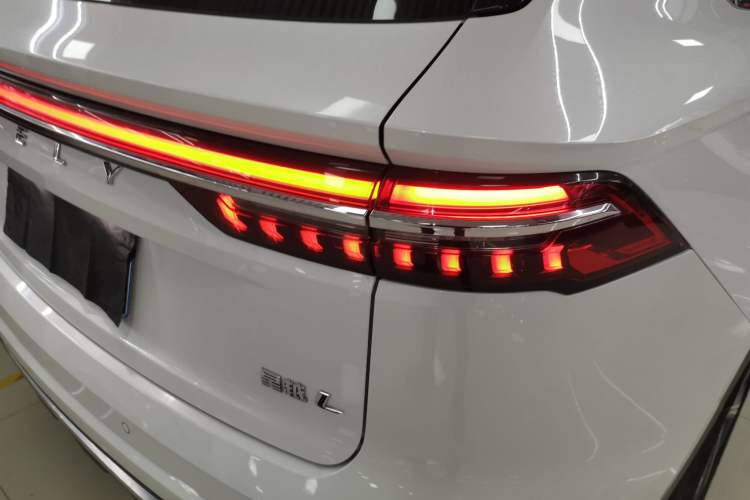 Used Geely Auto Monjaro L 2021 2.0TD DCT EVO Two-Wheel Drive Prestige Version
