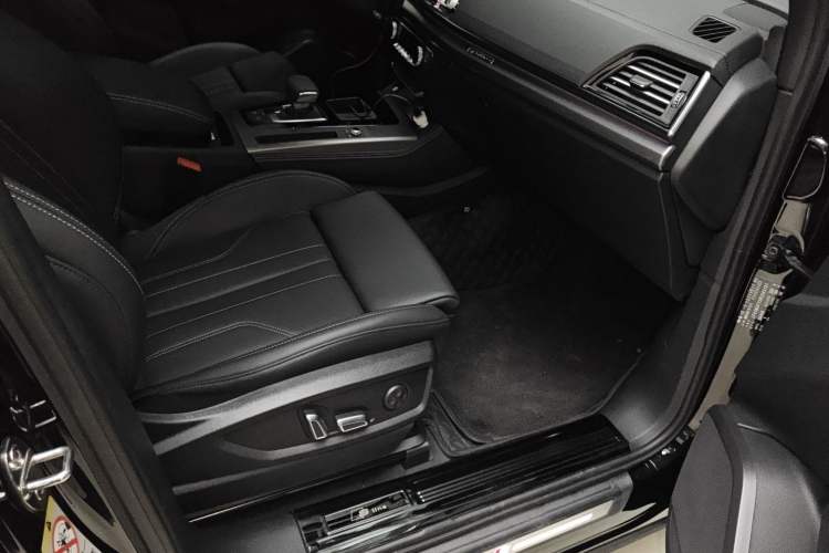 Used Audi Q5L 2024 40 TFSI Luxury Dynamic Edition
