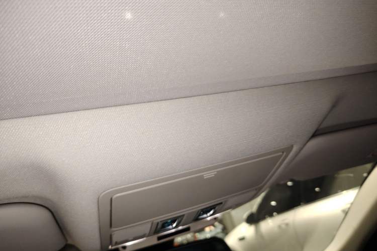 Used Jaguar XEL 2019 2.0T 200 PS Deluxe Edition
