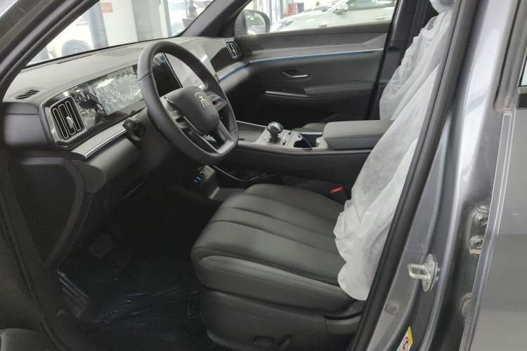 Used BYD Song Pro New Energy 2025 2nd Generation Intelligent Driving Version DM-i 75KM Overachiever Trim
