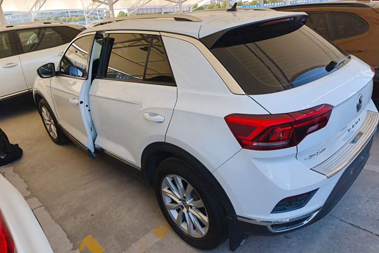 Used Volkswagen T-ROC 2019 230TSI DSG Two-Wheel-Drive Advanced Version China VI Standard
