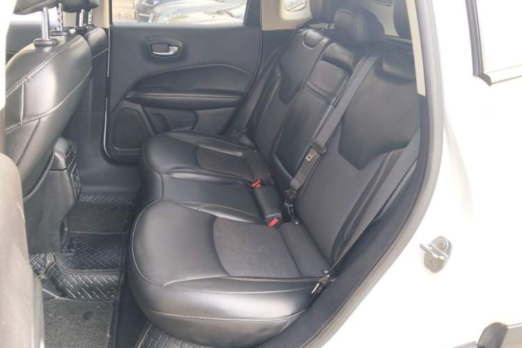 Used  Compass 2017 200T Automatic Comfort Edition
