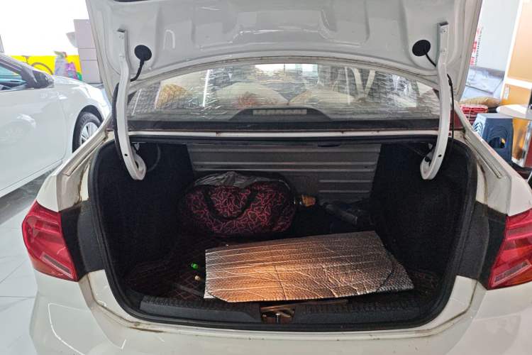 Used Volkswagen Jetta 2019 Dream Edition 1.5L Manual Fashion Version
