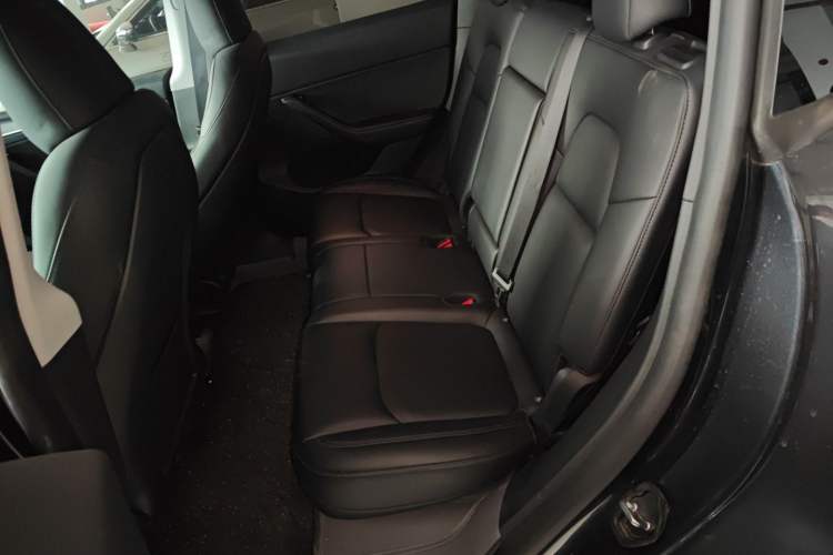 Used Tesla Model Y 2024 Rear-Wheel-Drive Version