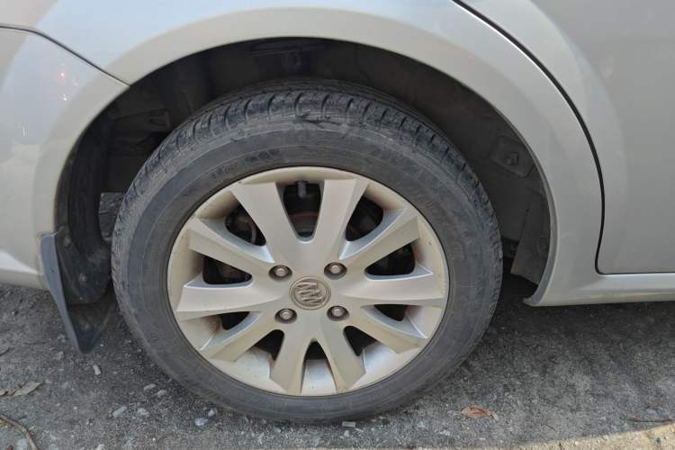 Used Buick Excelle 2013 1.5L Manual Luxury Model
