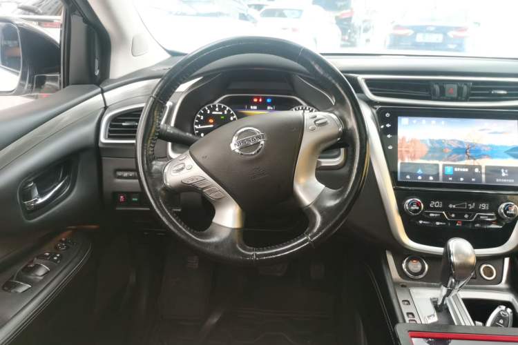 Used Nissan Murano 2021 2.5L XL Two-Wheel Drive Smart Connect Luxury Edition
