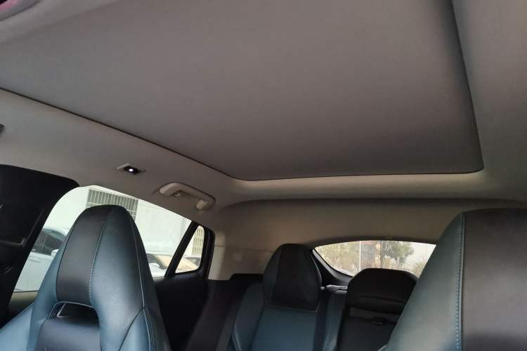 Used Lynk & Co 05 2020 2.0TD Two-Wheel Drive Shine Halo
