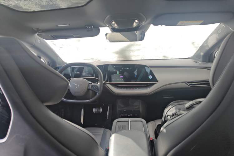 Used Hongqi EH7 2024 690 Pro
