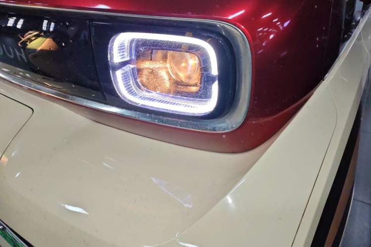 Used Baojun KiWi EV 2022 Designer Lite Edition Ternary Lithium
