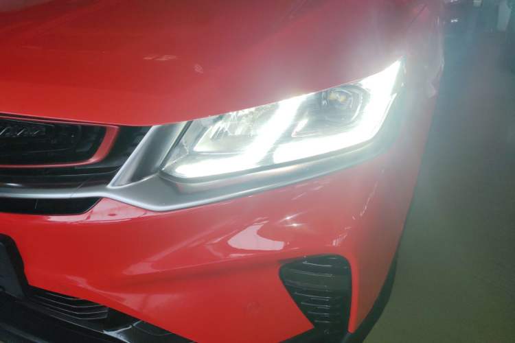 Used Geely Auto Coolray 2019 Sport Model 260T DCT Battle China V Standard
