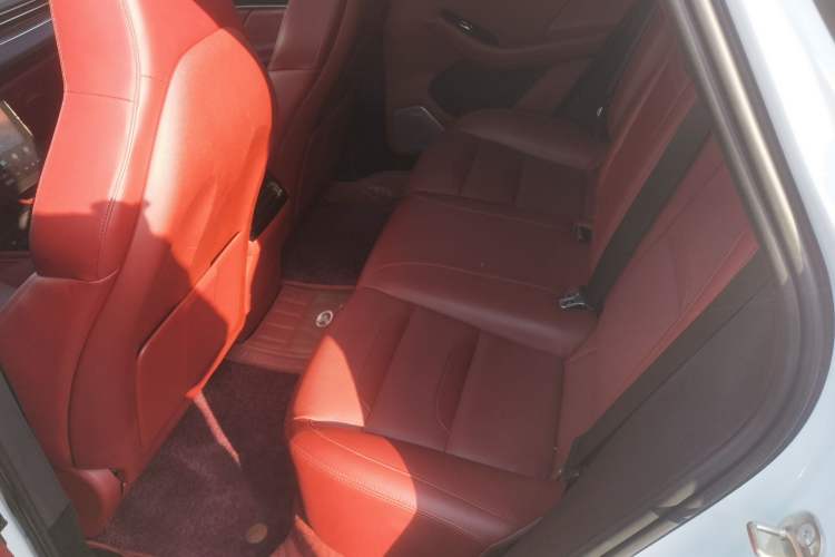 Used  SF5 2021 Four-Wheel Drive Freedom Expedition Edition
