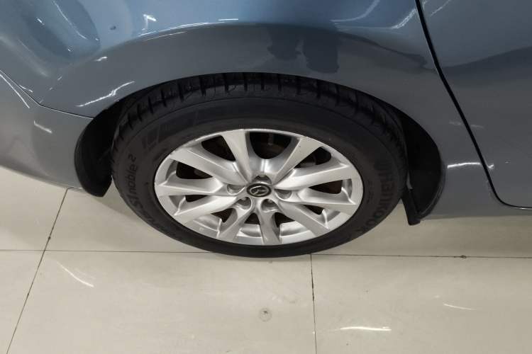 Used Mazda Atenza 2014 2.0L Blue Sky Luxury Edition