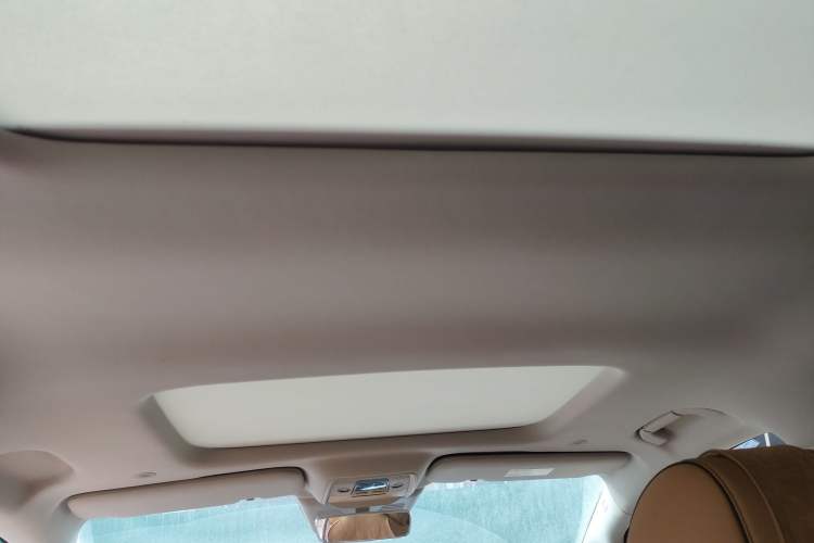 Used Denza D9 2024 DM-i 1050 Luxury Model