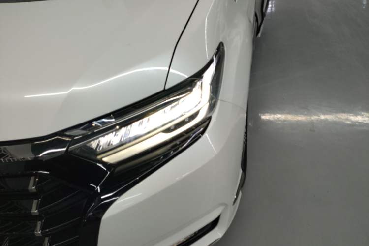 Used Honda Elysion 2022 2.0L eHEV Comfort Version
