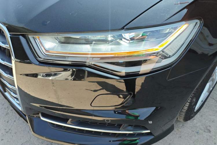 Used Audi A6L 2018 30th Anniversary Edition 30 FSI Style Model
