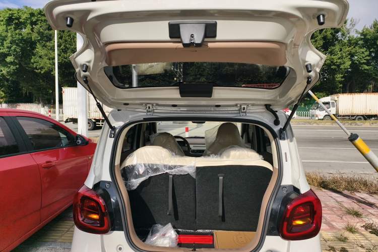 Used Wuling Hongguang MINIEV 2025 Four-Door Version Advanced Edition
