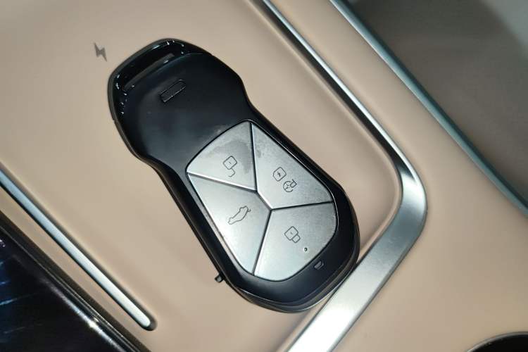 Used XPeng G9 2025 625 Long-Range Max
