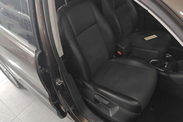 Used Volkswagen Tiguan 2016 280TSI Automatic Two-Wheel-Drive Silk Road Style Edition