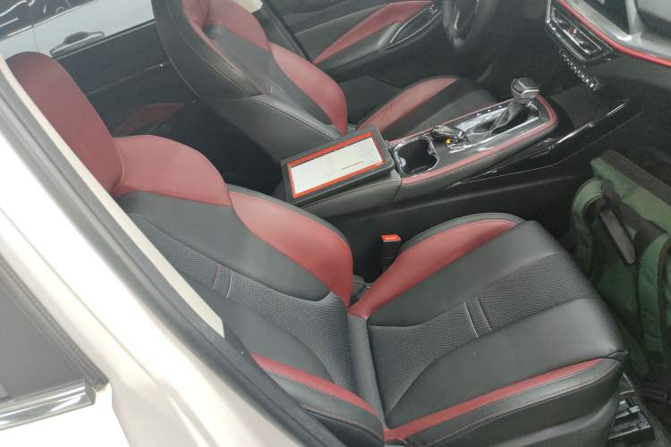 Used Oshan X5 2021 1.5T DCT Prestige Edition
