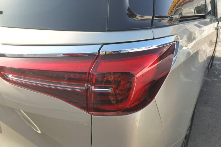 Used Buick GL8 2022 ES Landtrek 653T Luxury Edition
