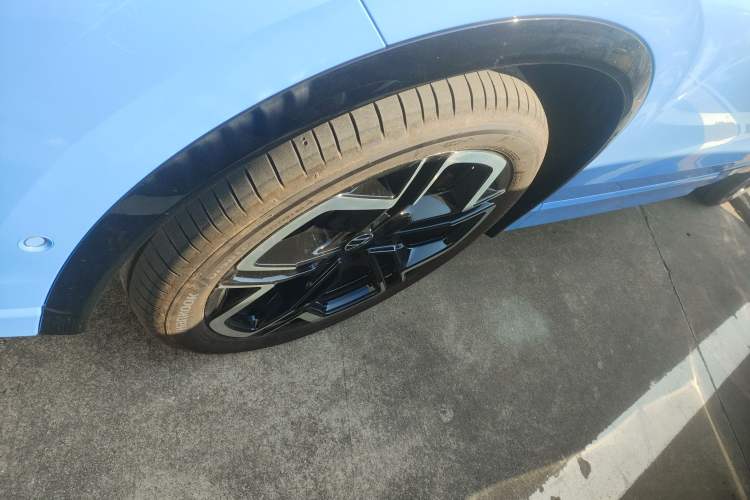 Used Volkswagen Tiguan L 
