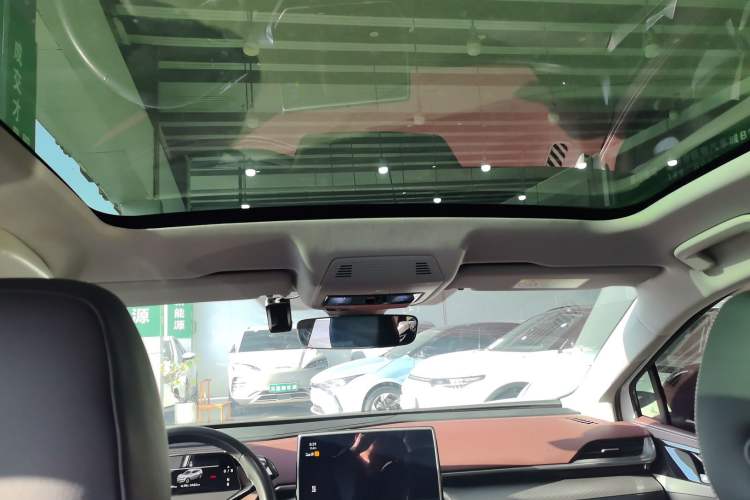 Used Volkswagen ID.6 X 2023 Upgraded Model Pure Long-Range Version