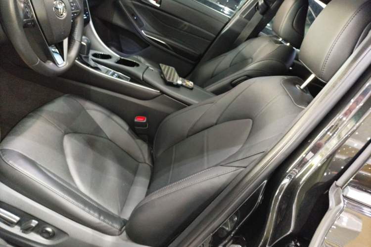 Used Toyota Avalon 2022 Dual-Engine 2.5L Luxury Edition