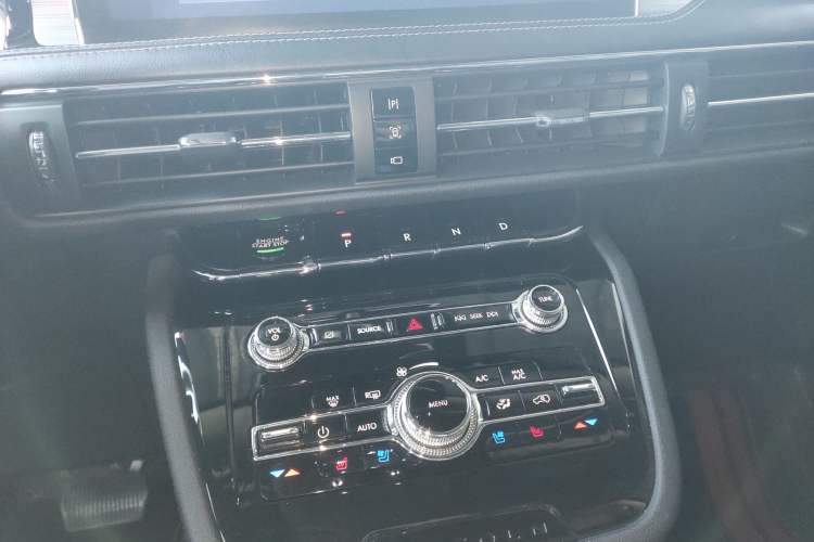 Used Lincoln Corsair 2020 2.0T Two-Wheel Drive Luxury Edition
