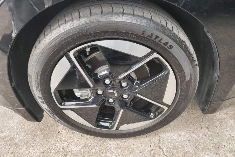 Used Wuling Xingguang 2024 Co-Creation Edition 510 Advanced Model