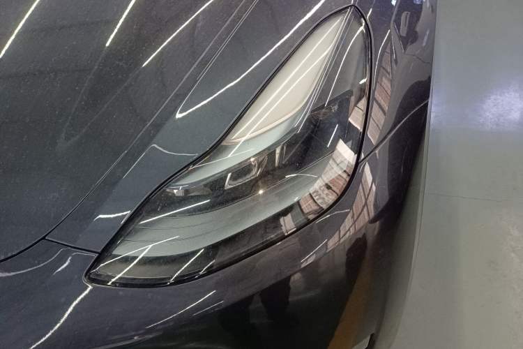 Used Tesla Model Y 2024 Long-Range All-Wheel-Drive Version