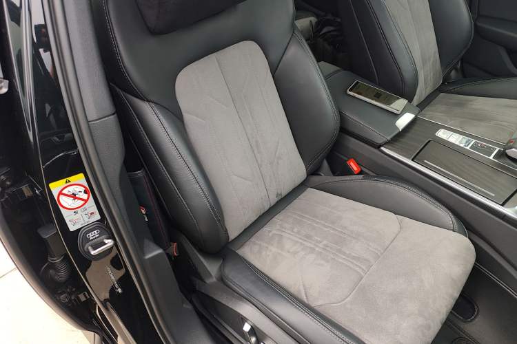 Used Audi A6L 2024 45 TFSI quattro Prestige Dynamic Edition
