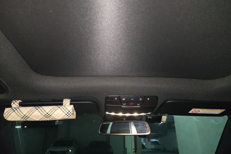 Used Mercedes-Benz GLC 2018 GLC 260 4MATIC Luxury Model