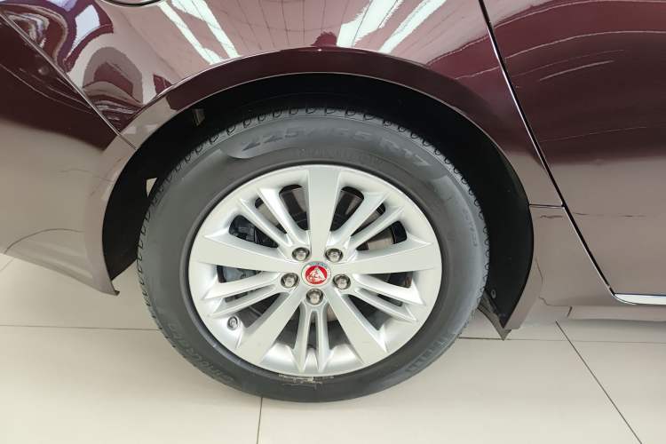 Used Jaguar XFL 2019 XFL 2.0T 200PS Two-Wheel-Drive Luxury Edition
