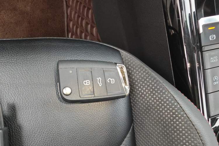 Used Volkswagen Tayron 2019 330TSI Four-Wheel Drive Luxury Version China V Standard
