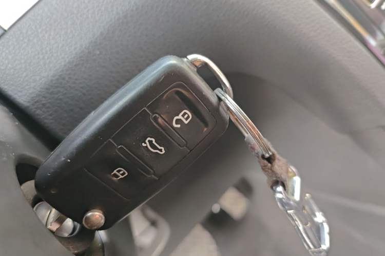 Used Volkswagen Bora 2015 Value Edition 1.6L Automatic Fashion Version