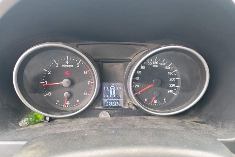 Used Haval H6 2015 Upgraded Model 1.5T Manual Two-Wheel Drive Elite Version