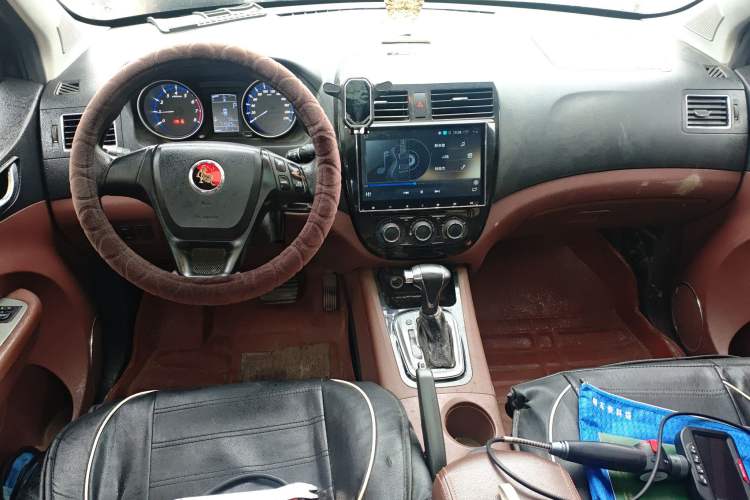 Used FORTHING Joyear X5 2016 1.6L CVT Luxury Model
