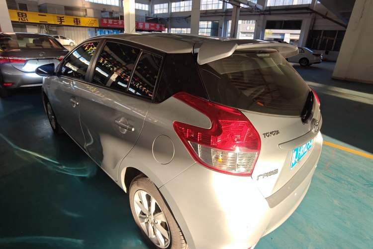 Used Toyota YARiS L Zhi Xian 2015 1.5E Automatic Charm Edition
