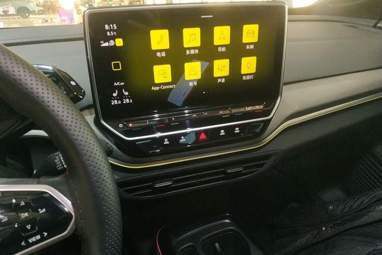 Used Volkswagen ID.4 CROZZ 2021 Long-Range PRO Two-Wheel Drive Version
