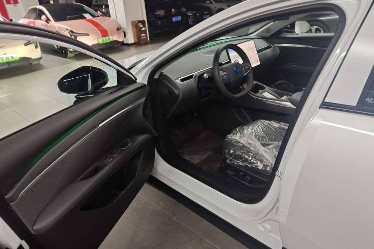 Used XPeng MONA M03 2025 600 with Ultra-Long Range Max
