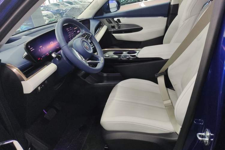 Used Buick E5 2023 Avia Four-Wheel Drive Version
