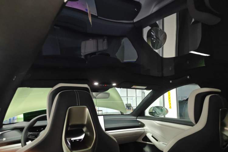 Used  SU7 2024 Four-Wheel Drive Ultra-Long Range Advanced Intelligent Driving Max Edition
